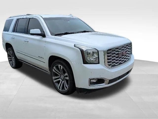 Used 2018 White GMC Denali image 1