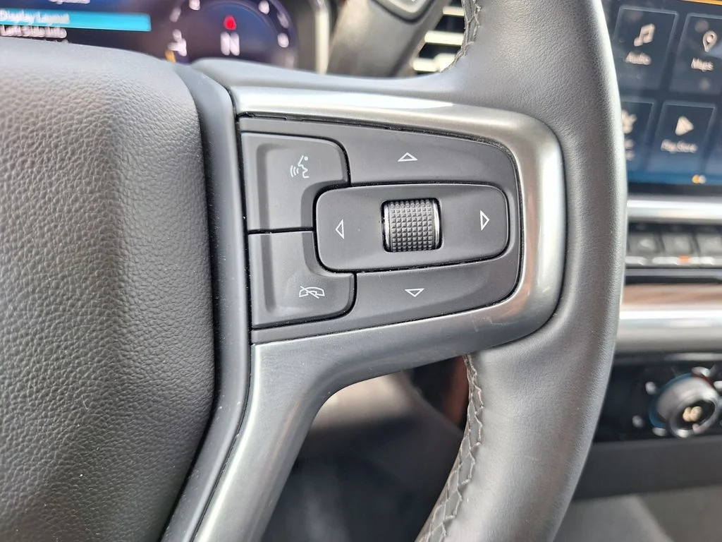 Used 2023 Black Chevrolet LT image 14