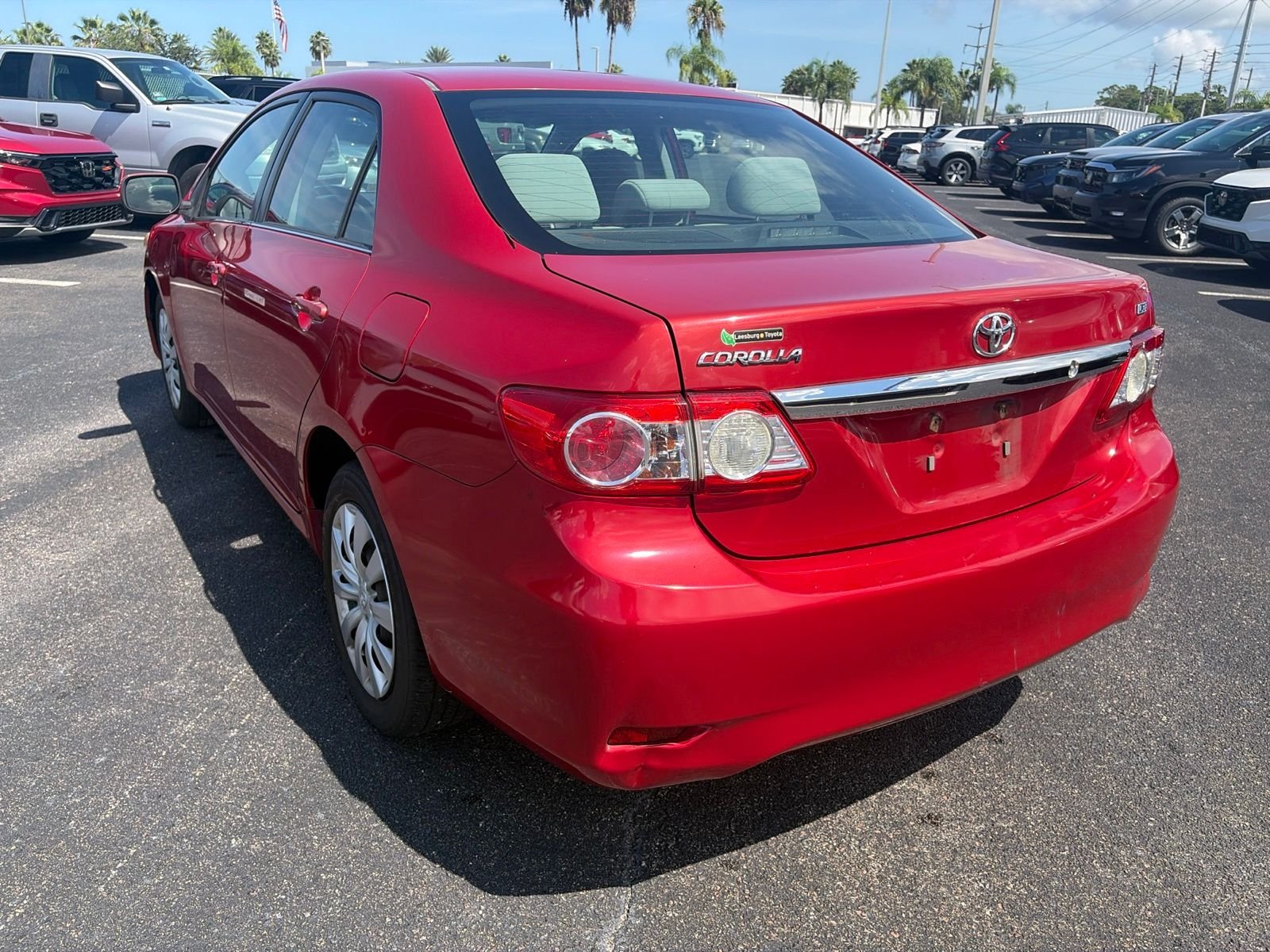 Used 2013 Red Toyota LE image 5