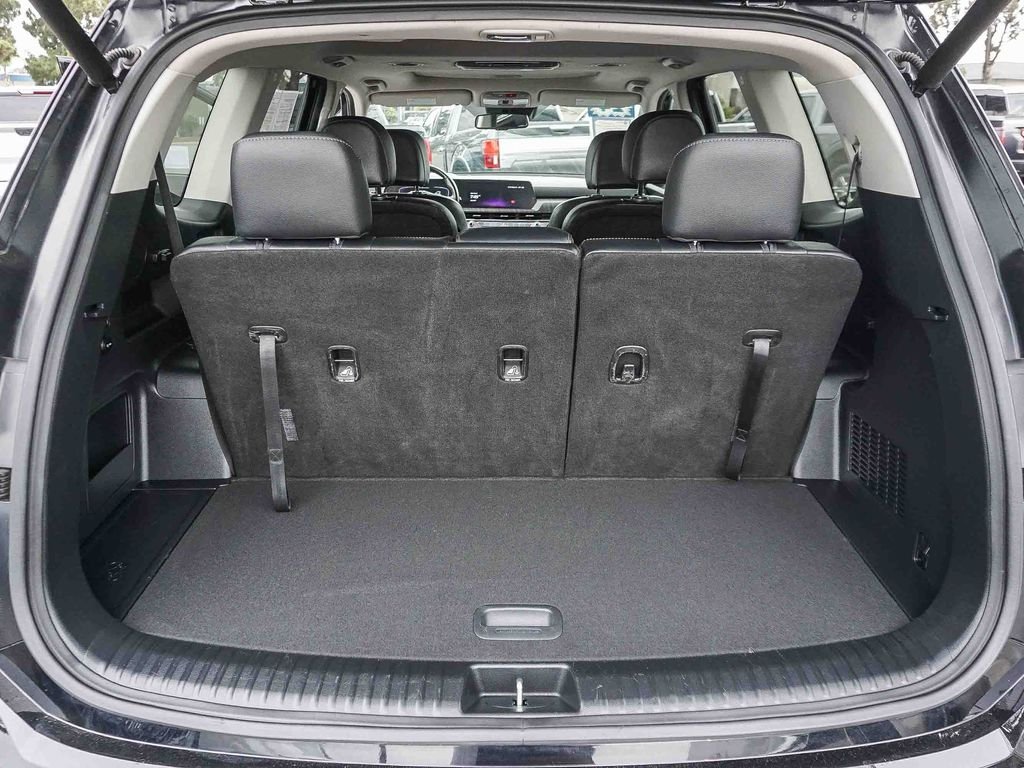 Used 2024 Ebony Black Kia EX image 25