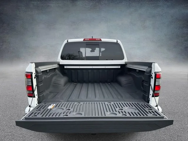 2026 Nissan Frontier SV - Photo 12