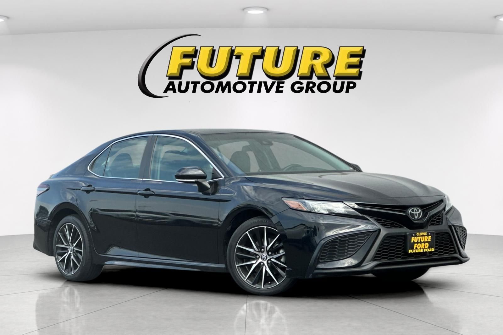 Used 2023 Black Toyota SE image 1