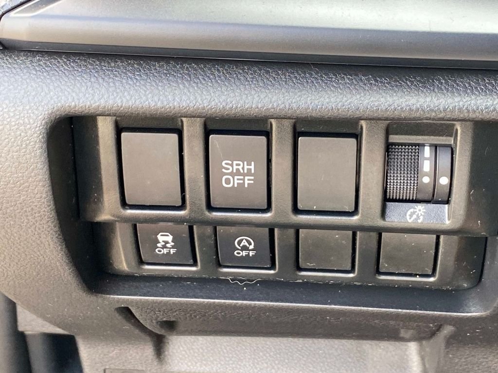 Used 2021 Green Subaru Base image 19