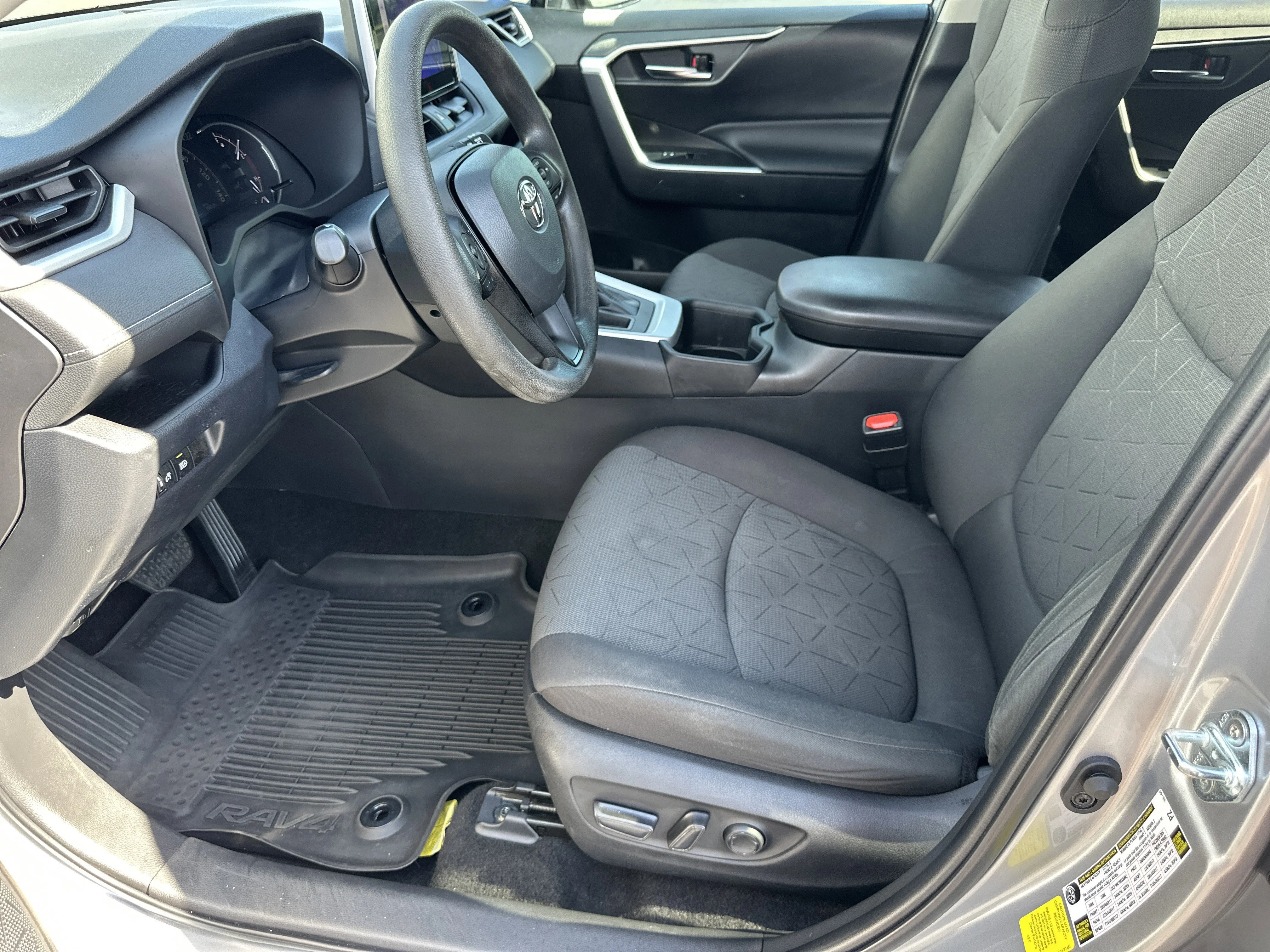 Used 2023 Silver Sky Metallic Toyota XLE image 9