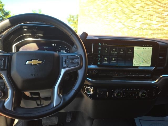 Used 2023 Red Chevrolet LT image 14