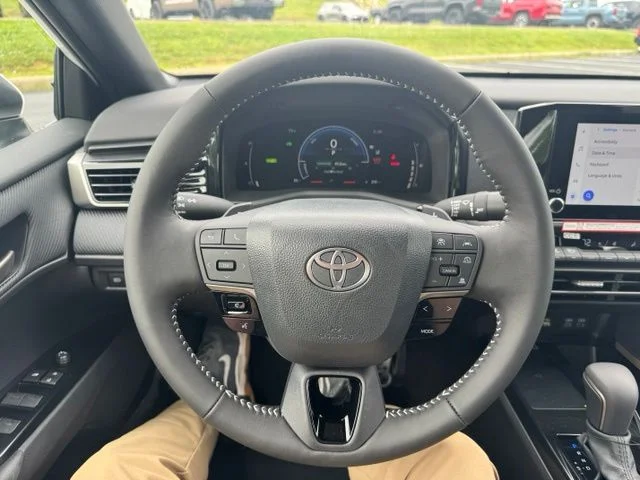 New 2026 Ice Cap Toyota SE image 19