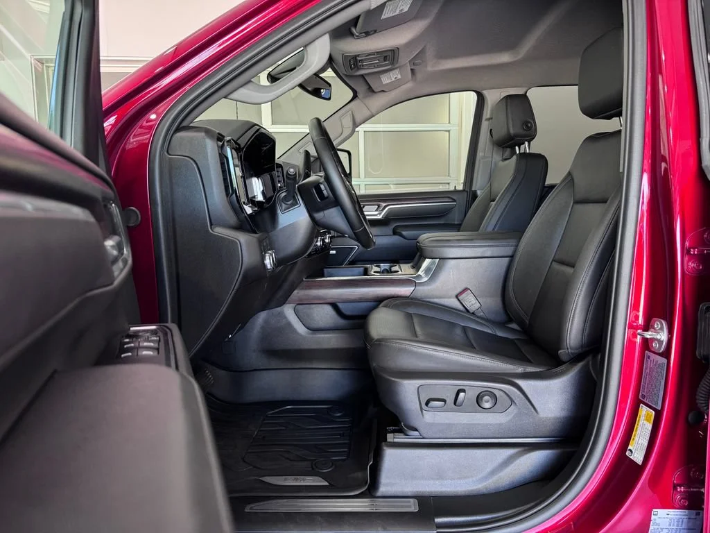 Certified Used 2025 Volcanic Red Tintcoat GMC SLT image 11