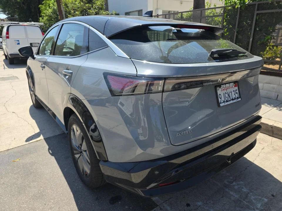 Used 2023 Boulder Gray Pearl/Black Diamond Pearl Nissan EVOLVE+ image 4