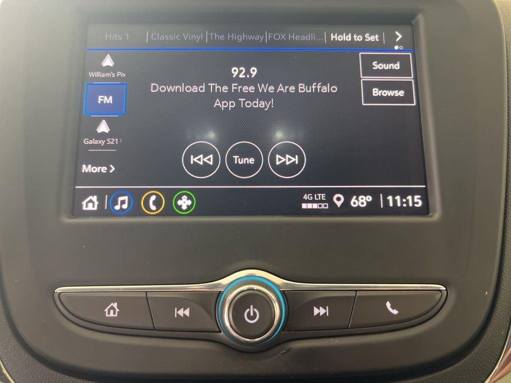 Used 2022 Summit White Chevrolet RS image 13