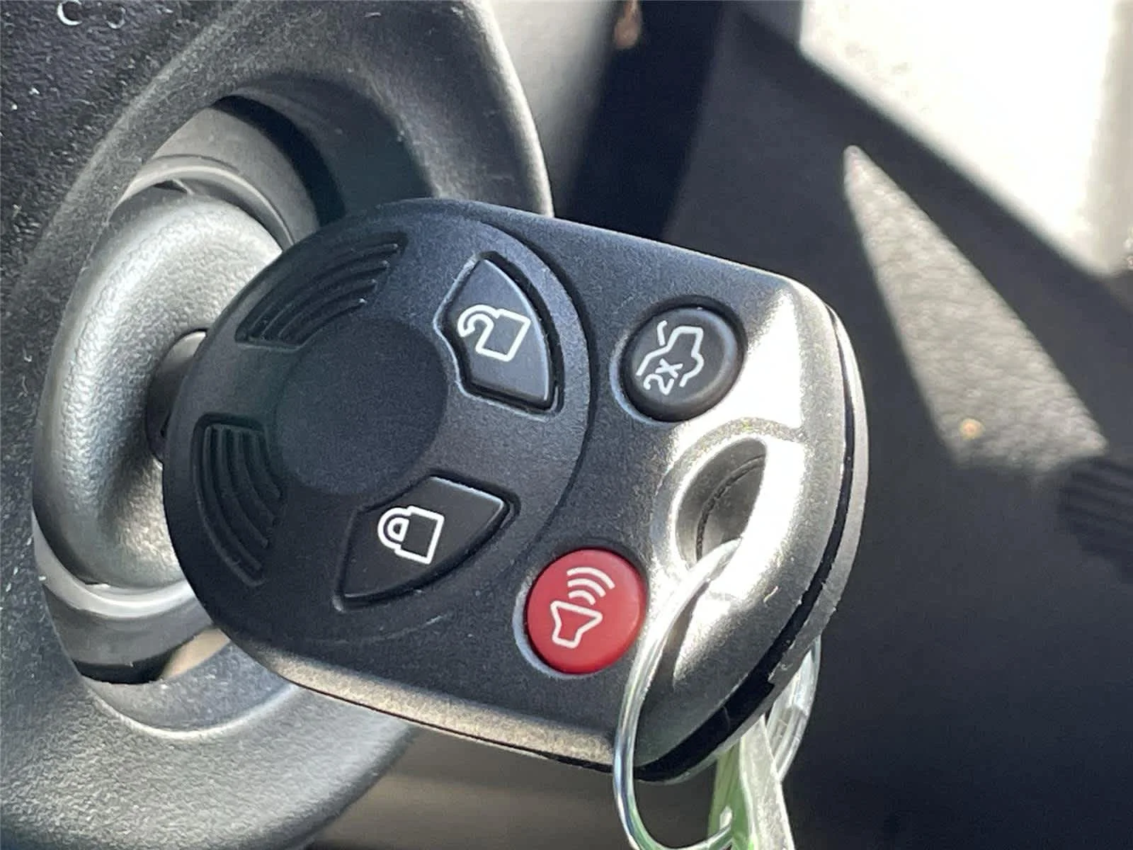 Used 2018 Ruby Red Metallic Tinted Clearcoat Ford SEL image 29