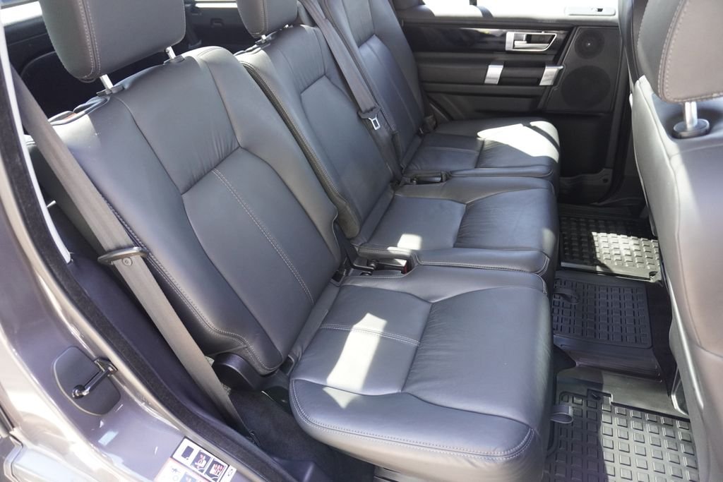 Used 2016 Gray Land Rover HSE image 27