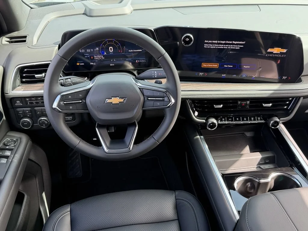 2026 Chevrolet Suburban LS - Photo 9