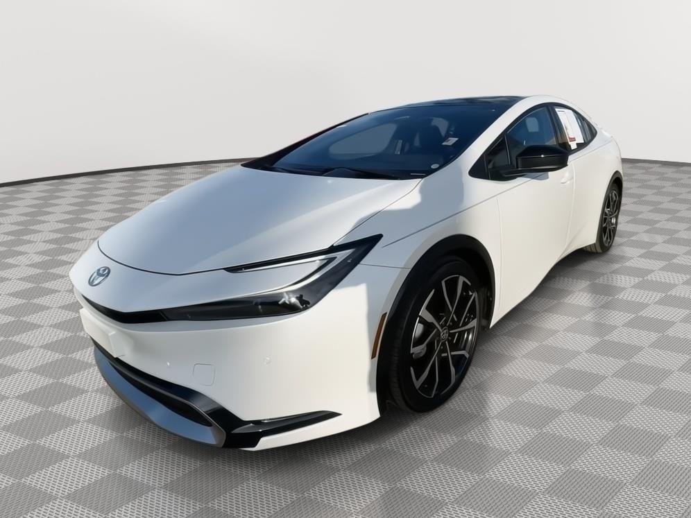 2026 Toyota Prius Plug-in Hybrid XSE Premium - Photo 7