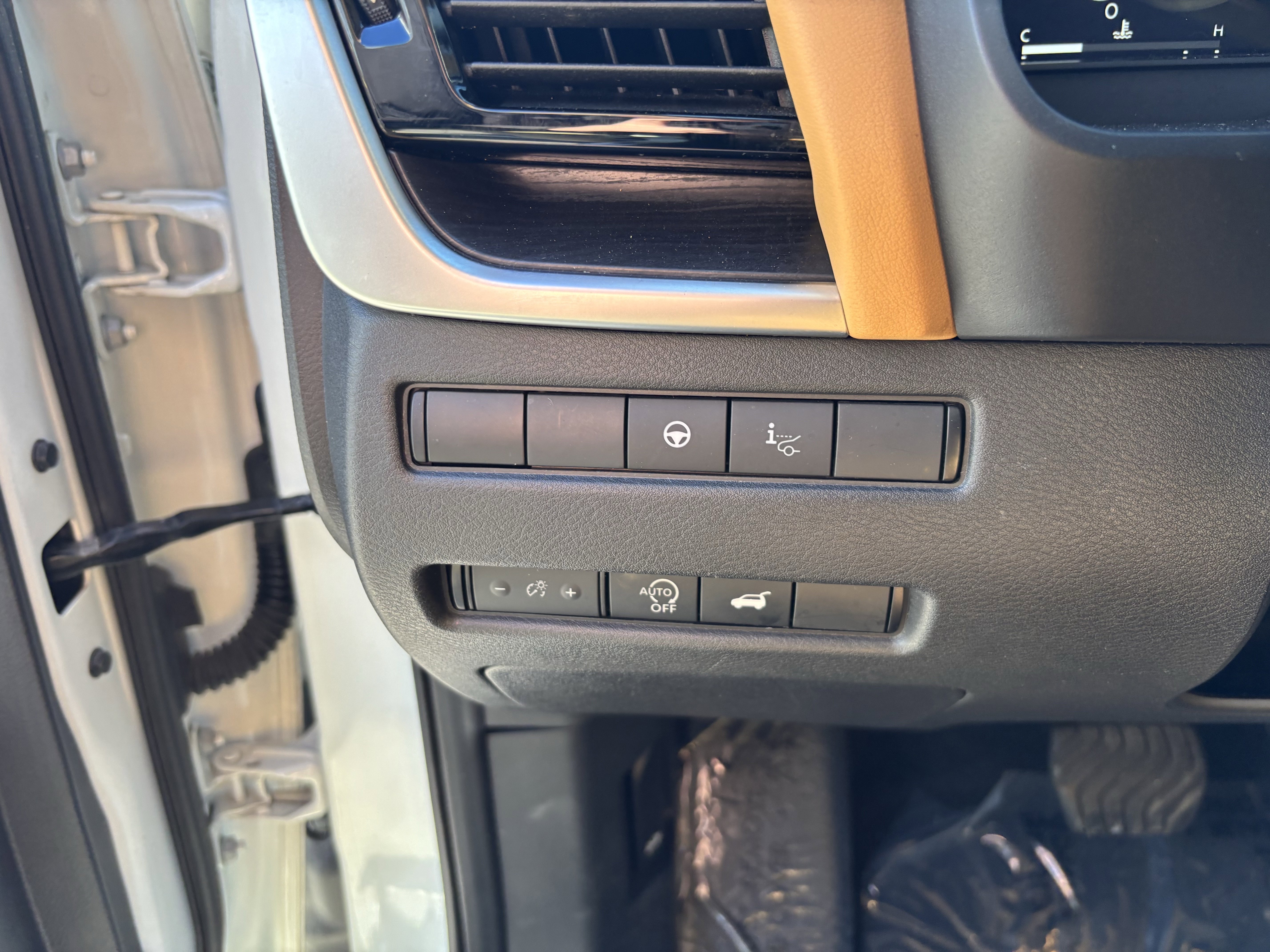 2023 Nissan Rogue Platinum - Photo 15