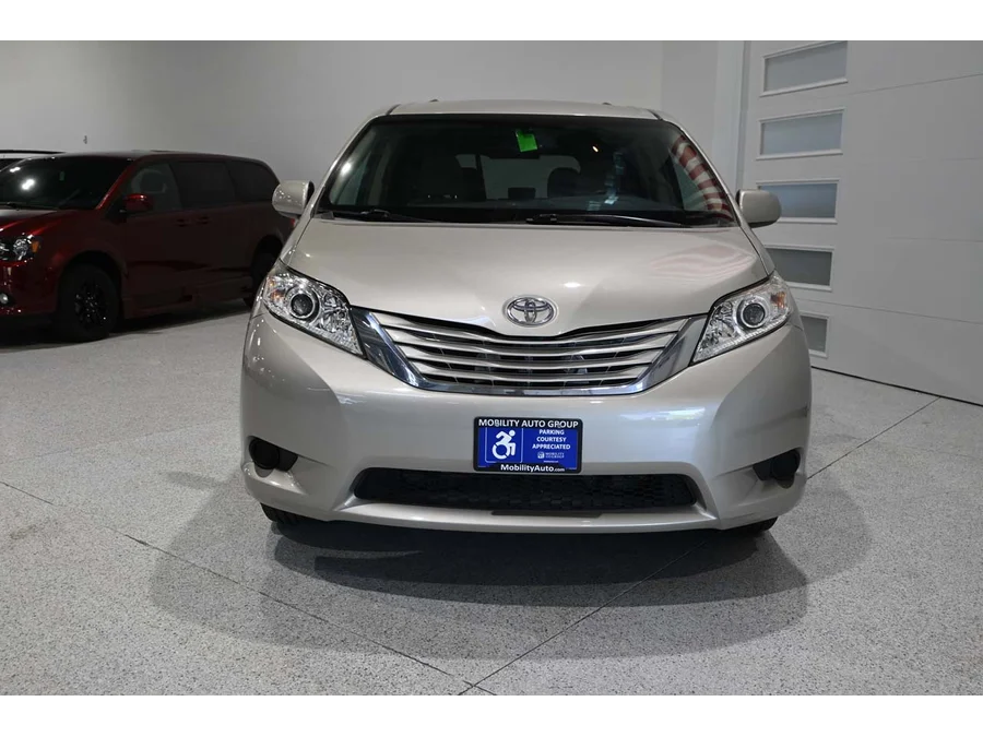 Used 2015 GOLD Toyota LE Mobility Handicap Van image 4