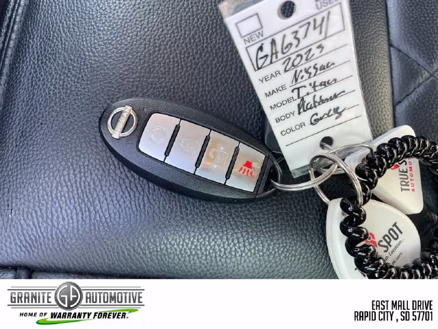 Used 2023 Gray Nissan SV image 10