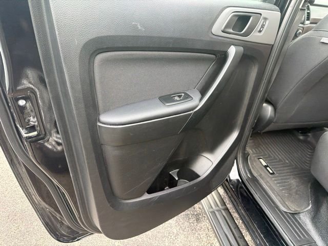 Used 2020 Black Ford XL image 17