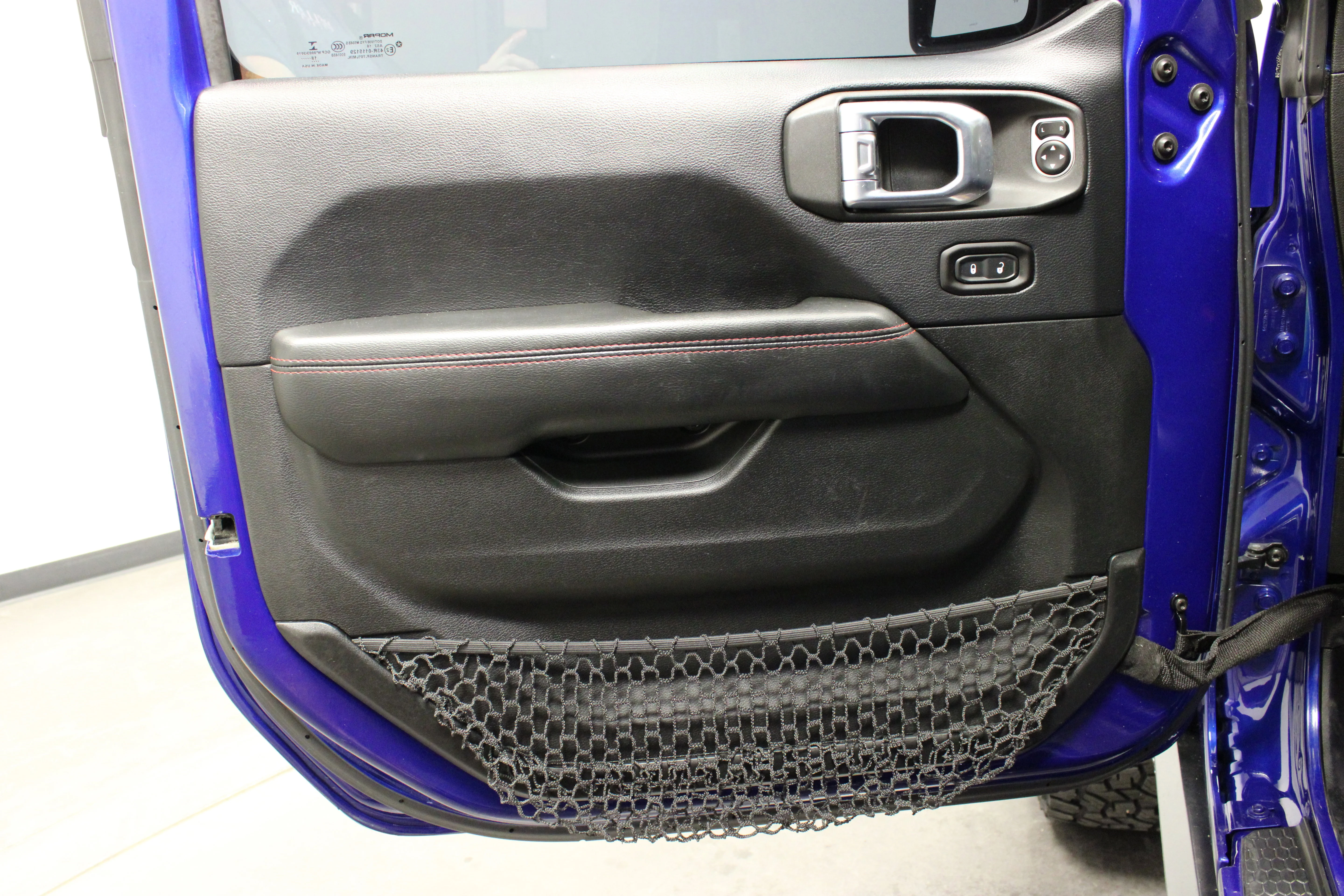 Used 2018 Ocean Blue Metallic Clearcoat Jeep Rubicon image 20