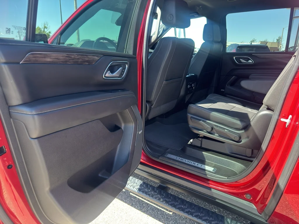 Used 2022 Cherry Red Tintcoat Chevrolet Z71 image 13