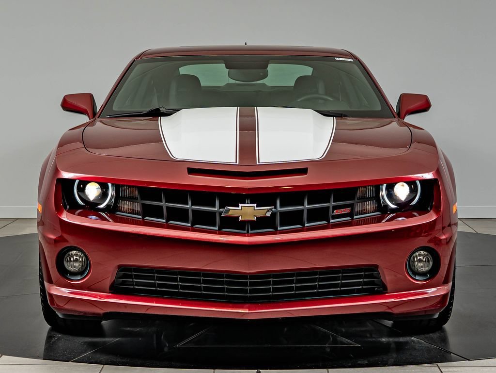 Used 2010 Red Jewel Tintcoat Chevrolet SS image 2