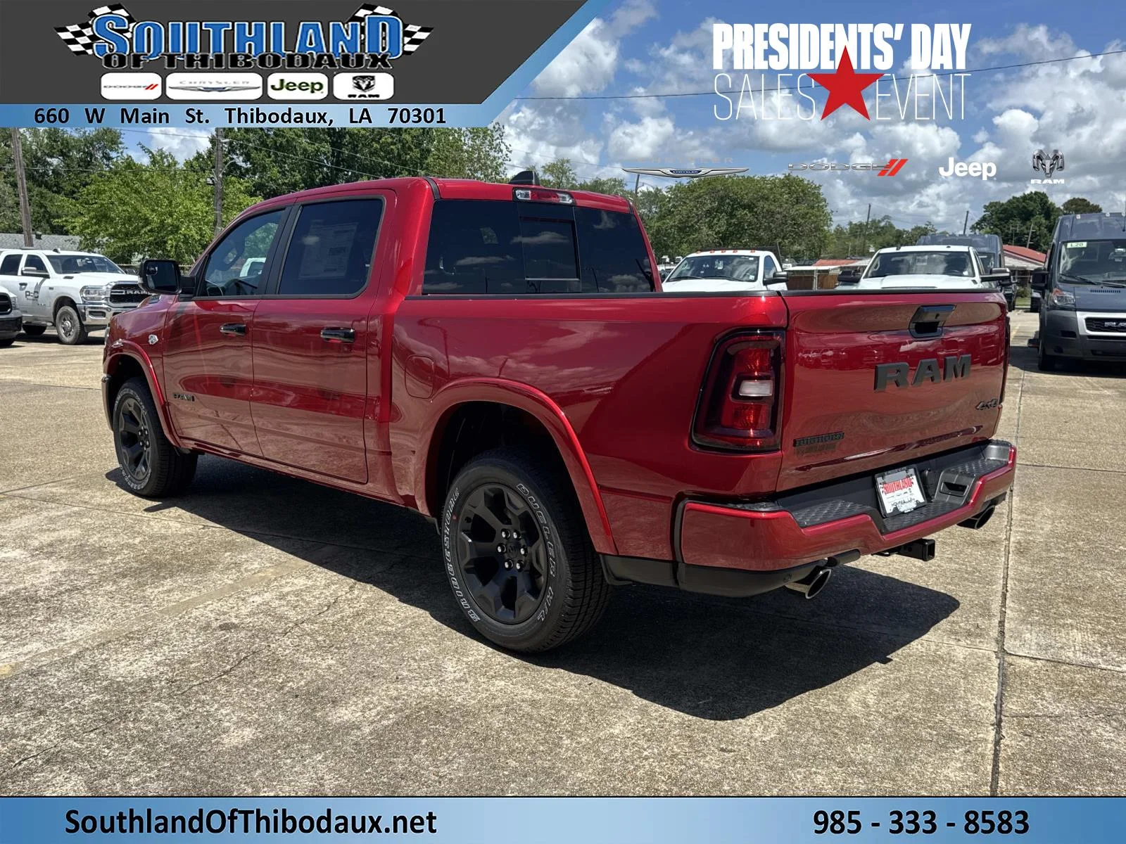 New 2026 Molten Red Pearl-Coat Exterior Paint RAM Big Horn image 4