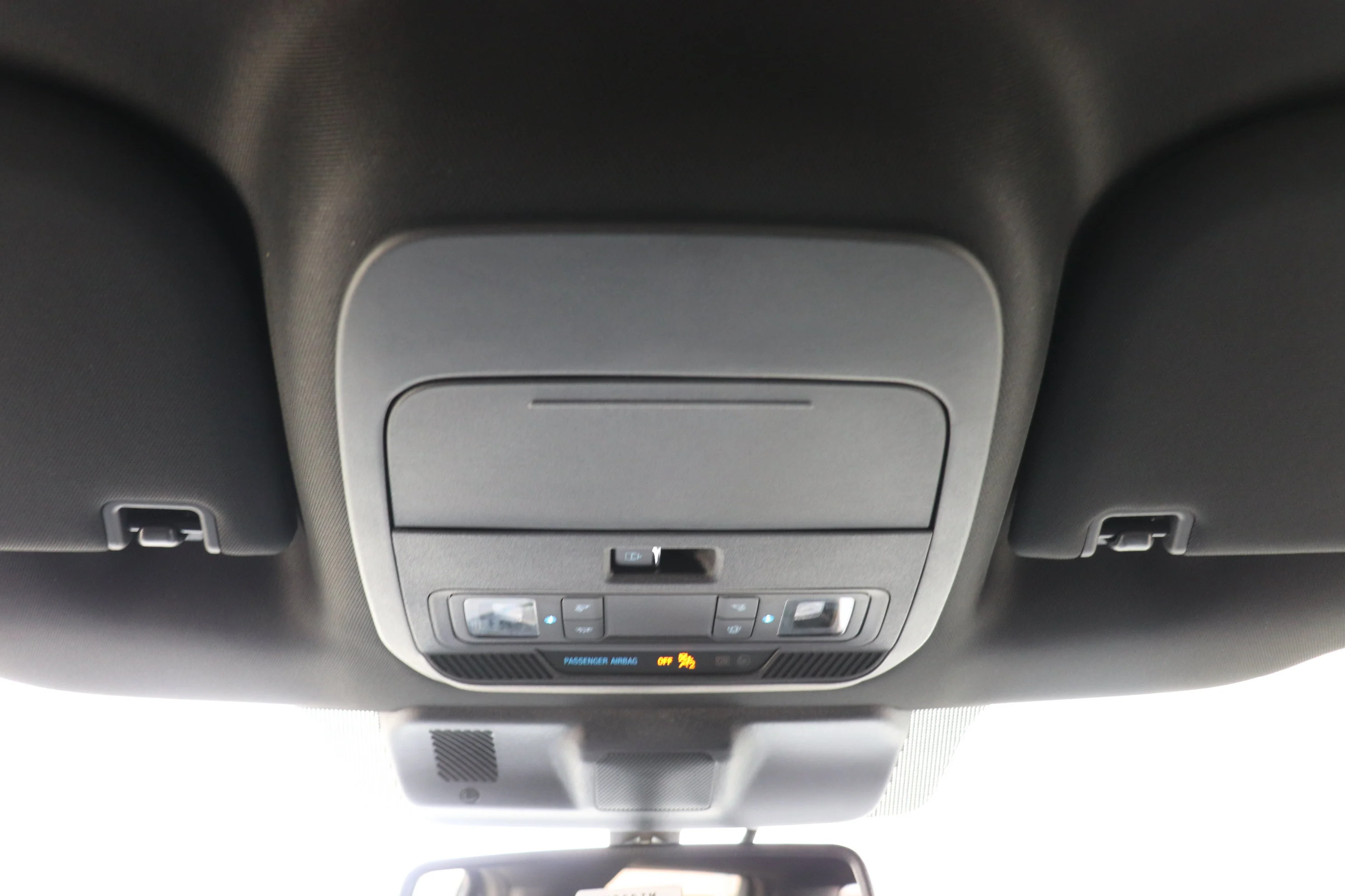 New 2026 CARBONIZED GREY METALLIC Ford XLT image 17