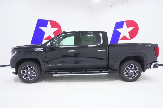 2026 GMC Sierra 1500 SLT - Photo 12