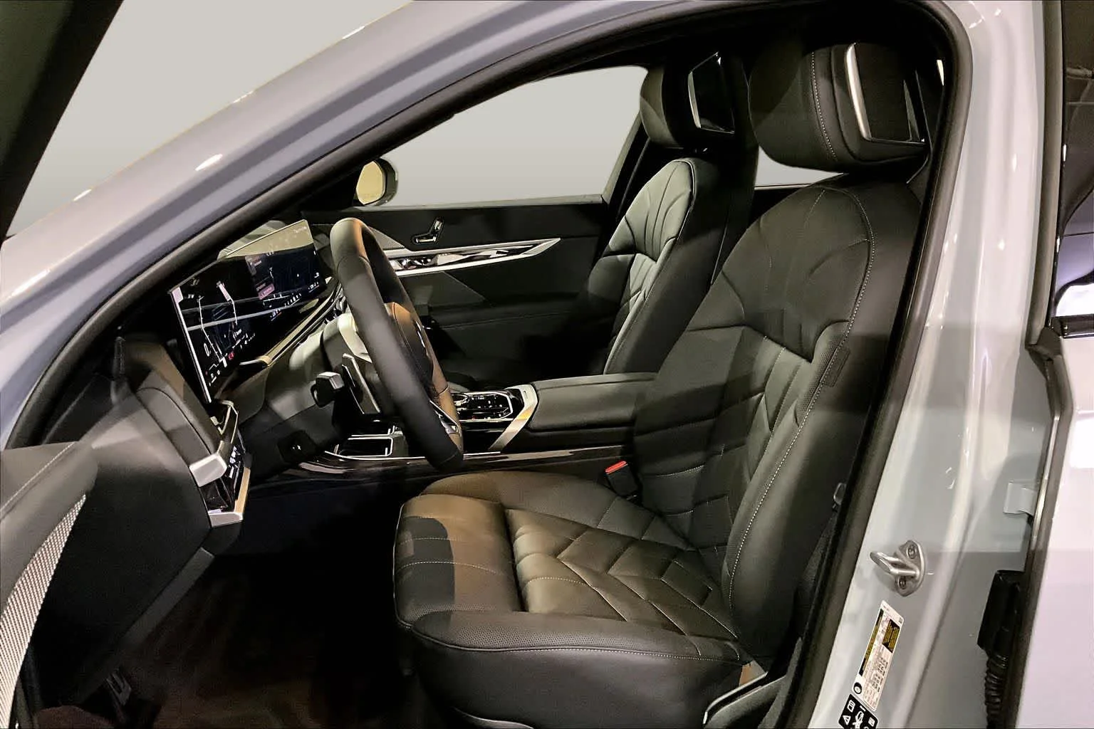 New 2026 Brooklyn Grey Metallic BMW 760i xDrive image 13