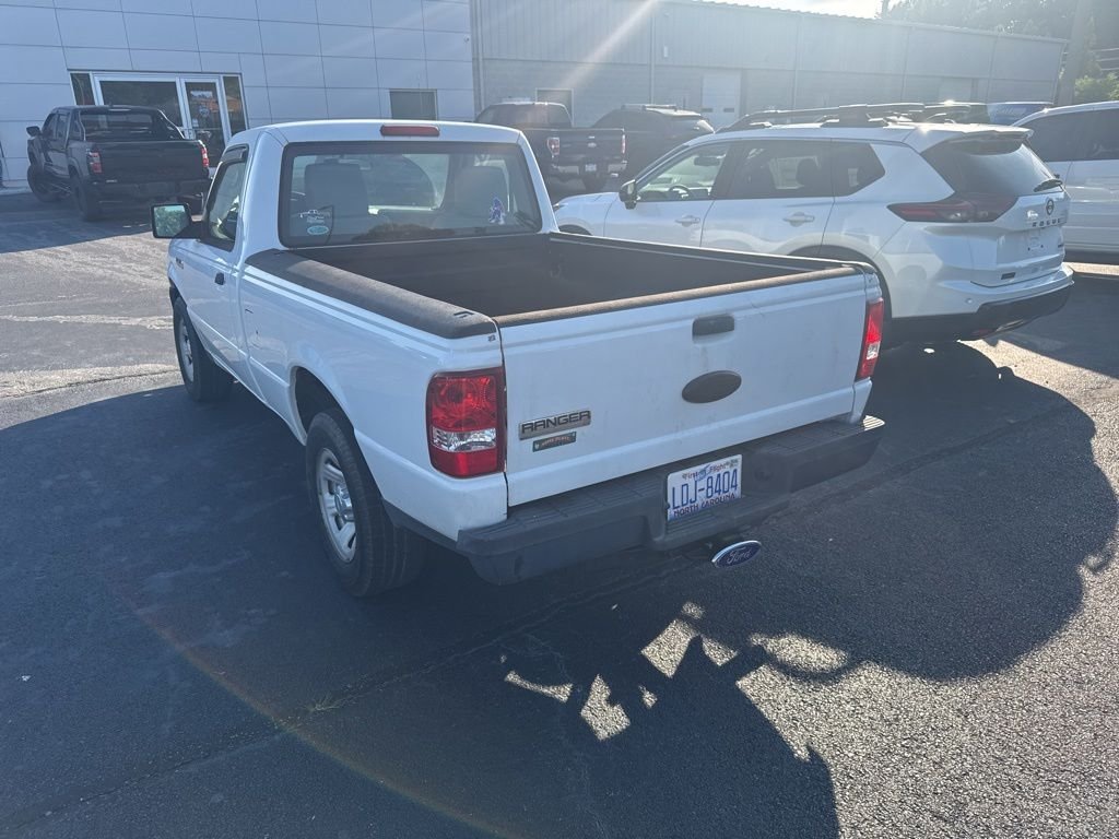 Used 2011 White Ford XL image 5