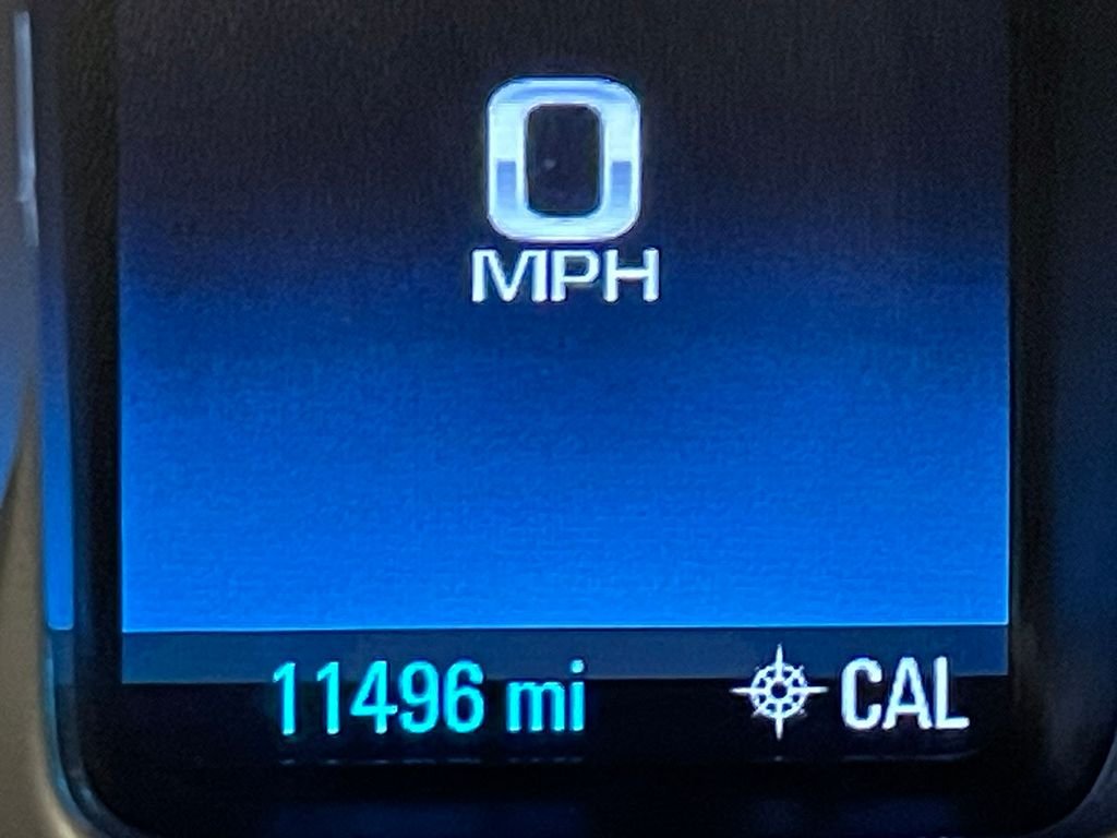 Used 2015 Red Chevrolet SS image 39