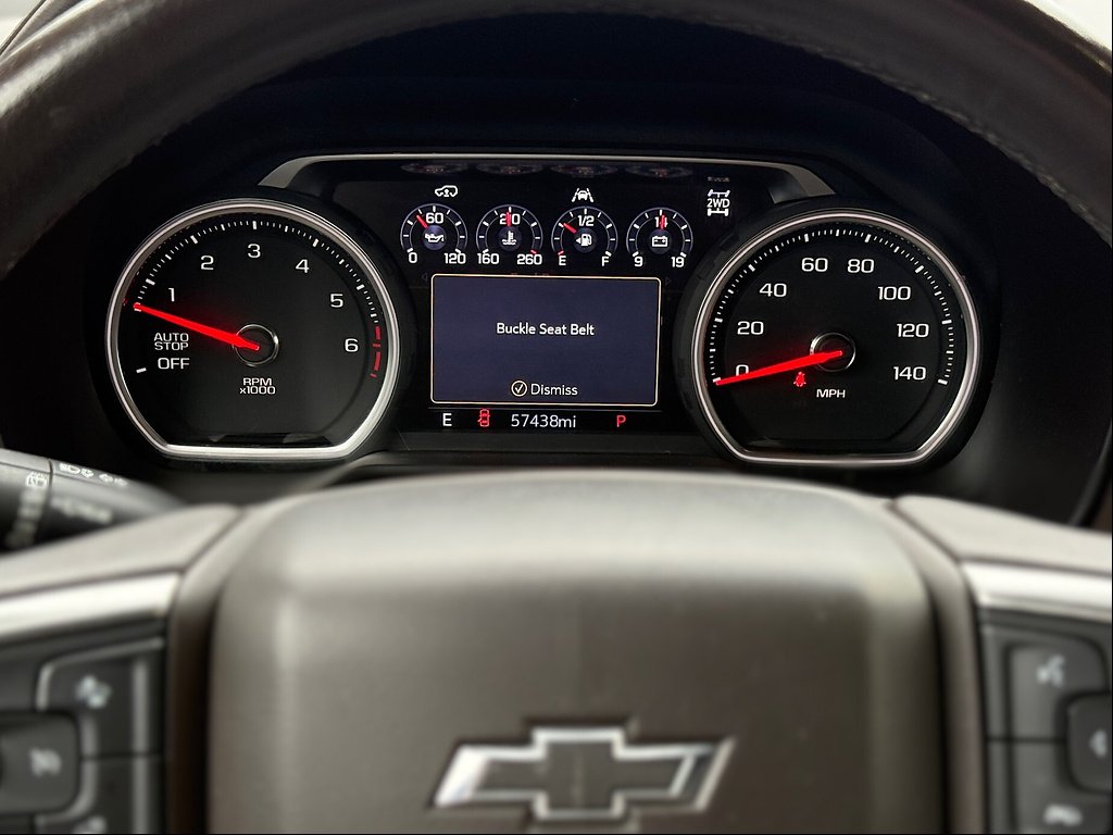 2021 Chevrolet Suburban Z71 - Photo 18