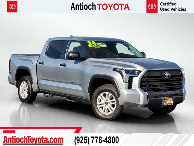 2024 Toyota Tundra 4WD SR5