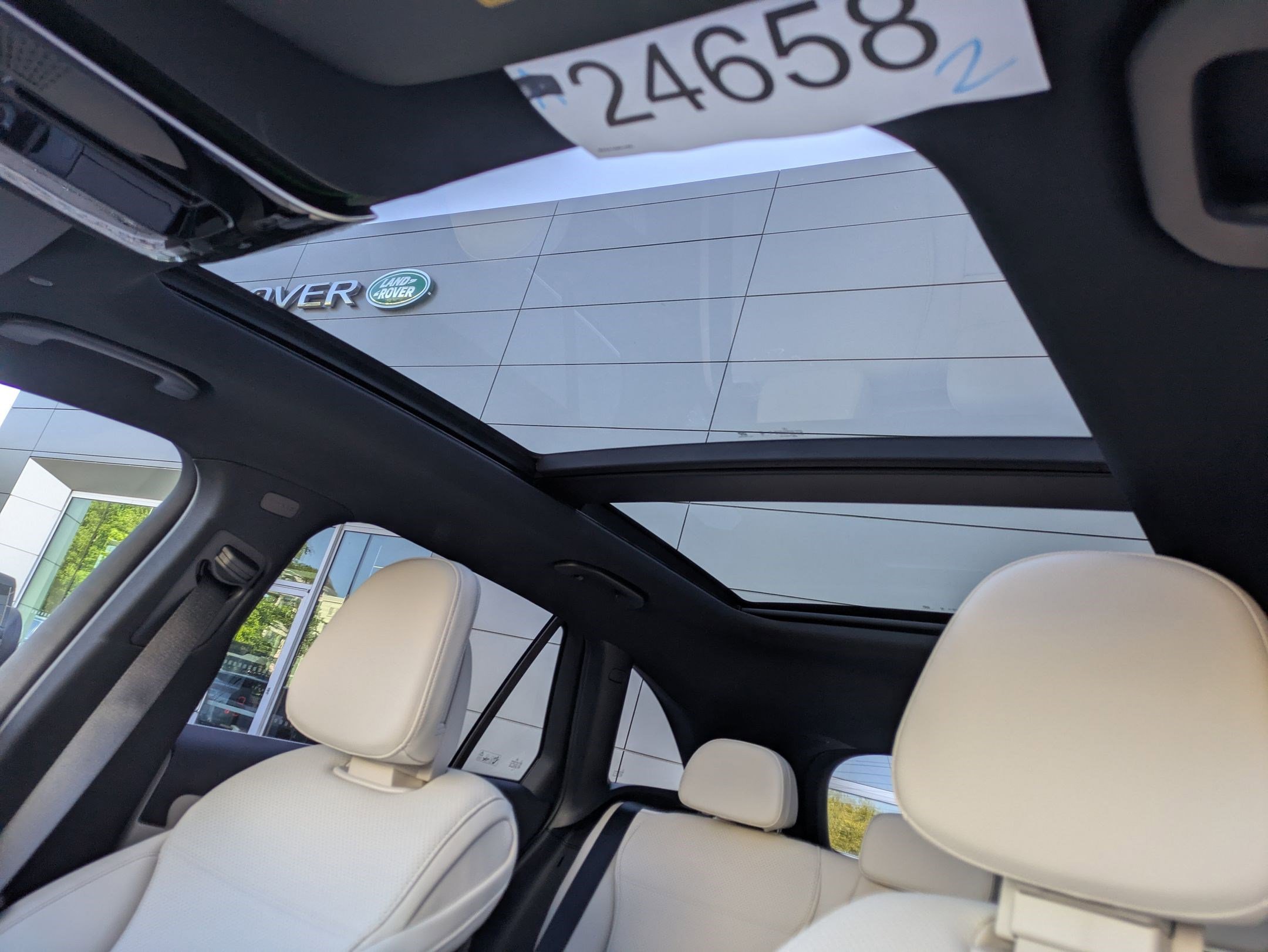 2025 Mercedes-Benz GLC Base - Photo 13