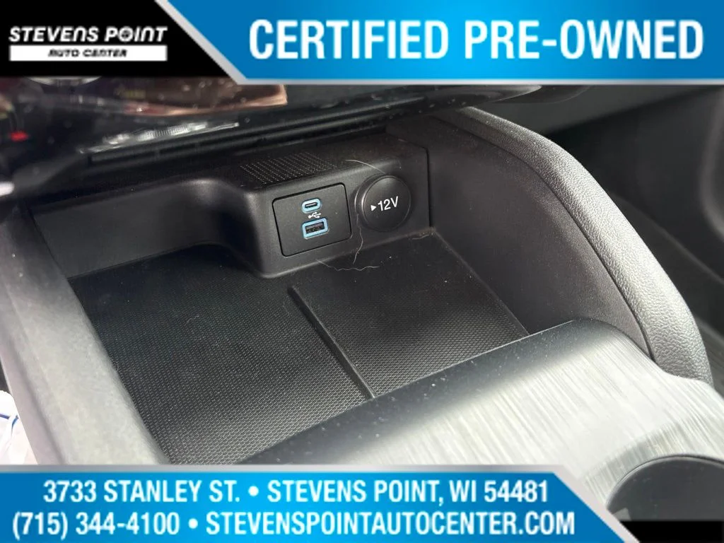 Used 2023 Agate Black Metallic Ford Active image 21