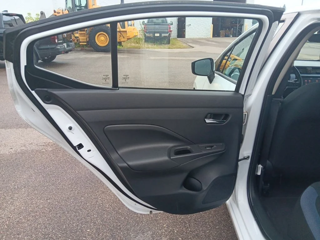 Used 2023 Aspen White Tricoat Nissan 1.6 SV image 30