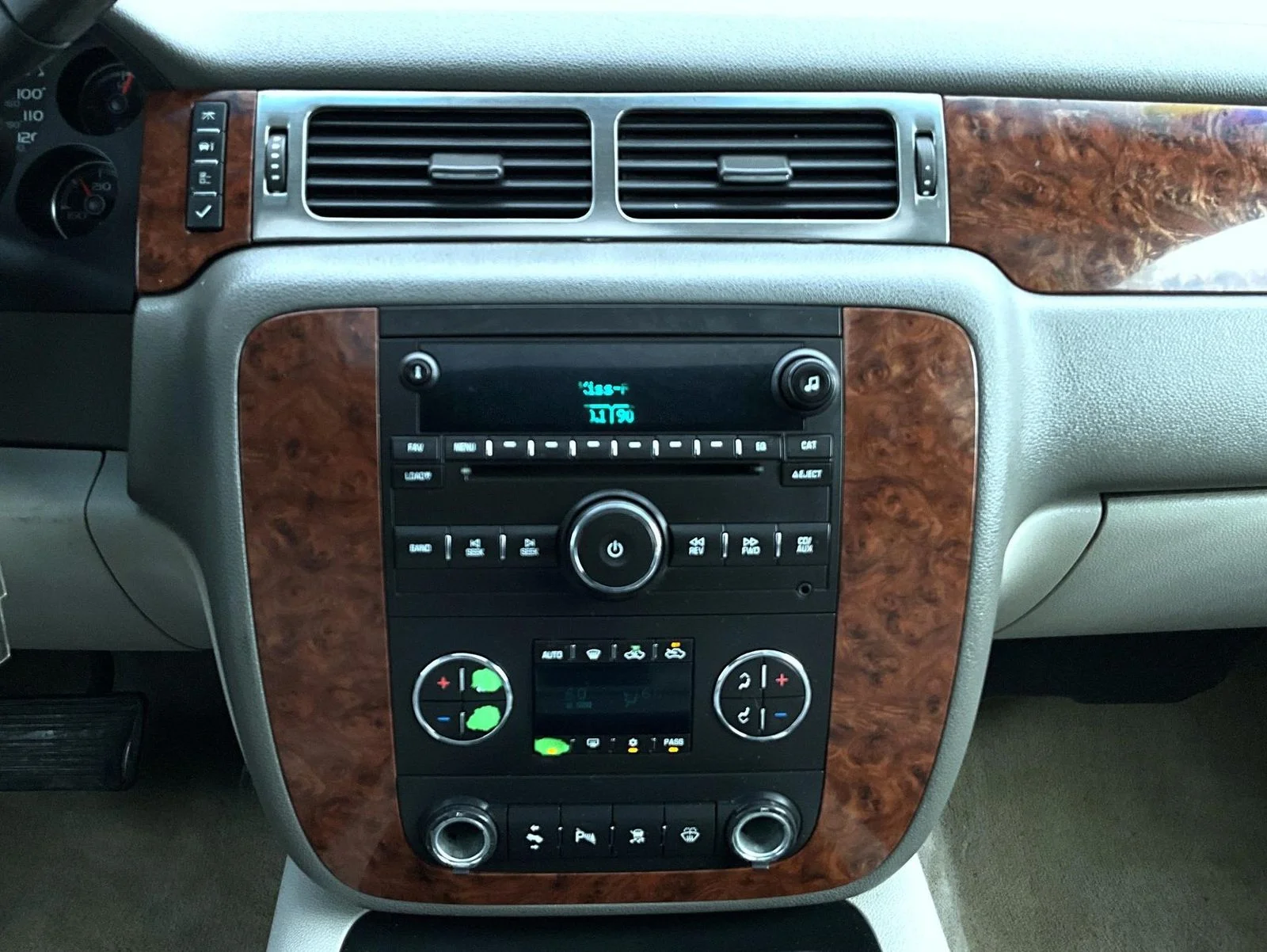 Used 2007 Blue Chevrolet LT image 14