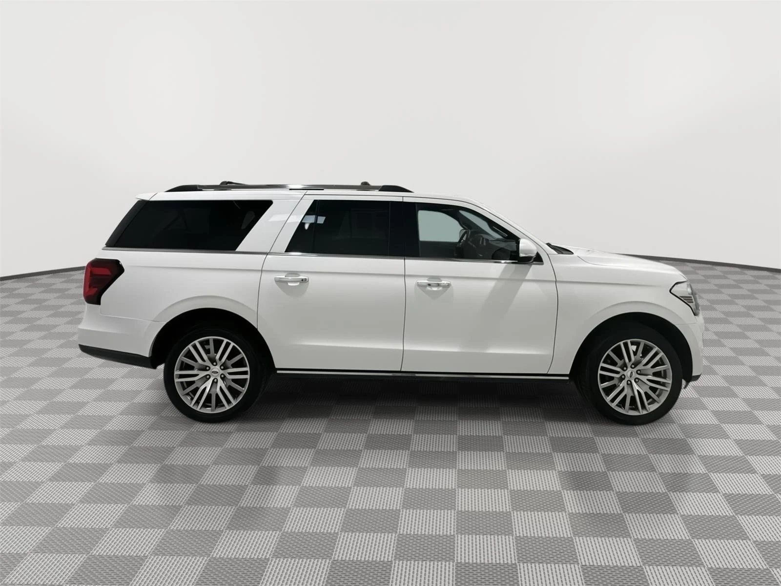 Used 2024 Oxford White Ford Limited image 5