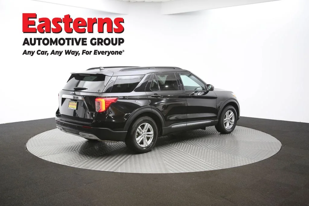 Used 2023 Black Ford XLT image 41