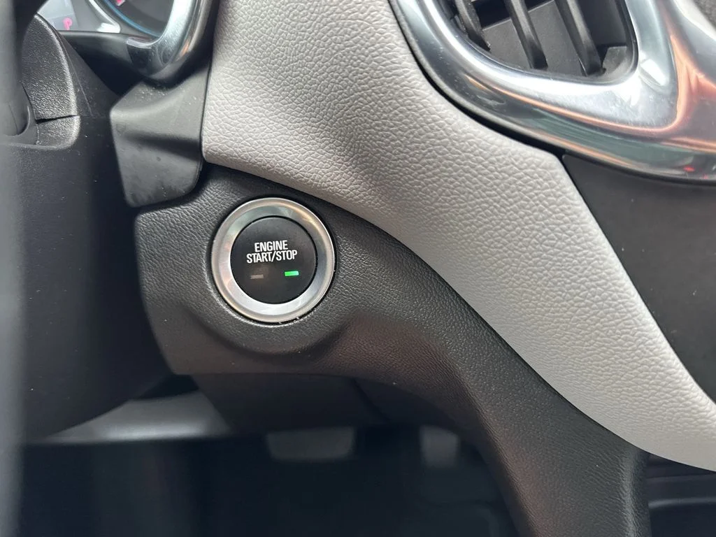 Used 2023 Gray Chevrolet LT image 17