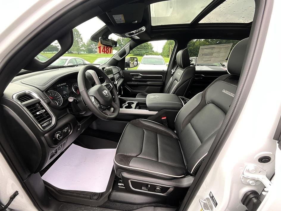 New 2026 Bright White Clear-Coat Exterior Paint RAM Laramie image 14