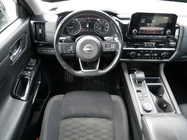 Used 2022 Black Nissan SV image 9