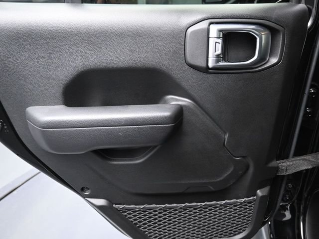 Used 2023 Black Jeep Mojave image 11