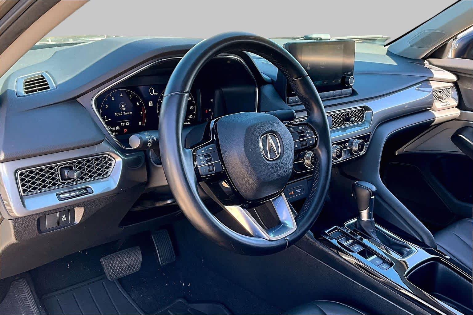 Used 2024 Liquid Carbon Metallic Acura  image 17