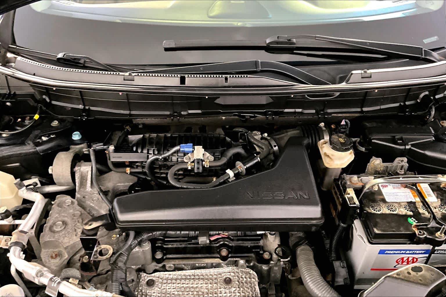 Used 2018 Caspian Blue Nissan SV image 30