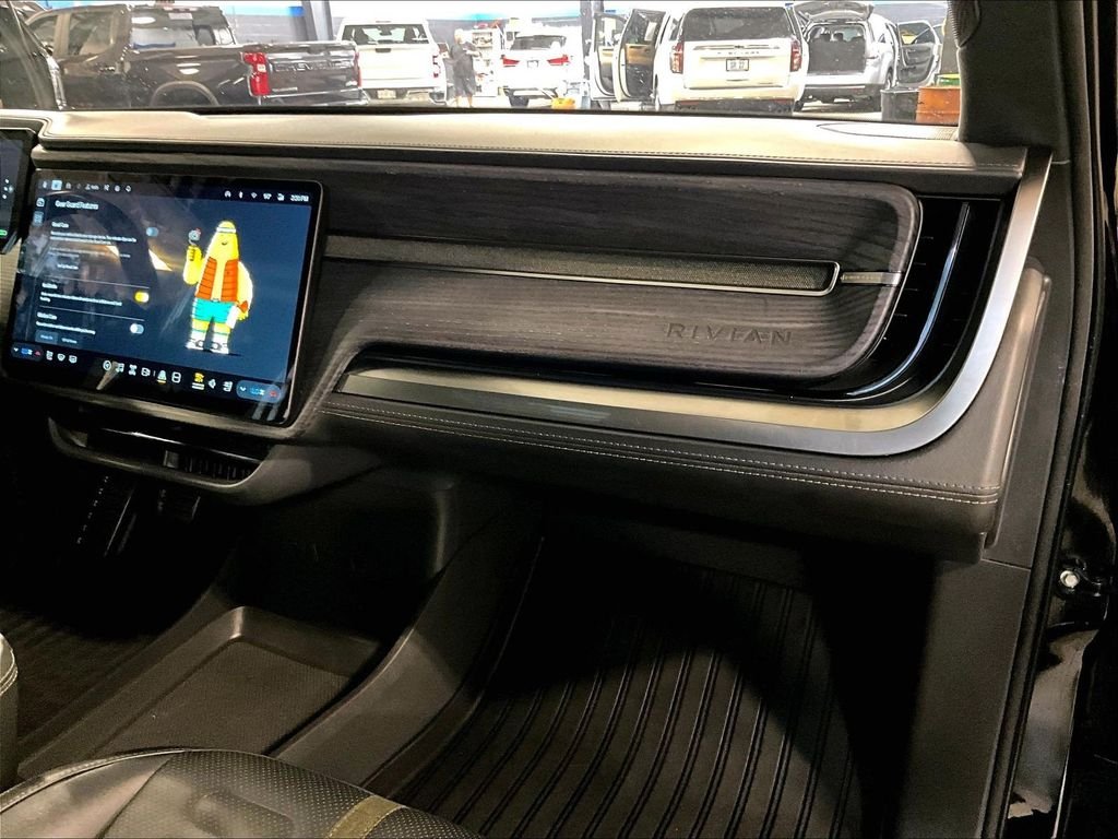 Used 2024 Gray Rivian Adventure image 13