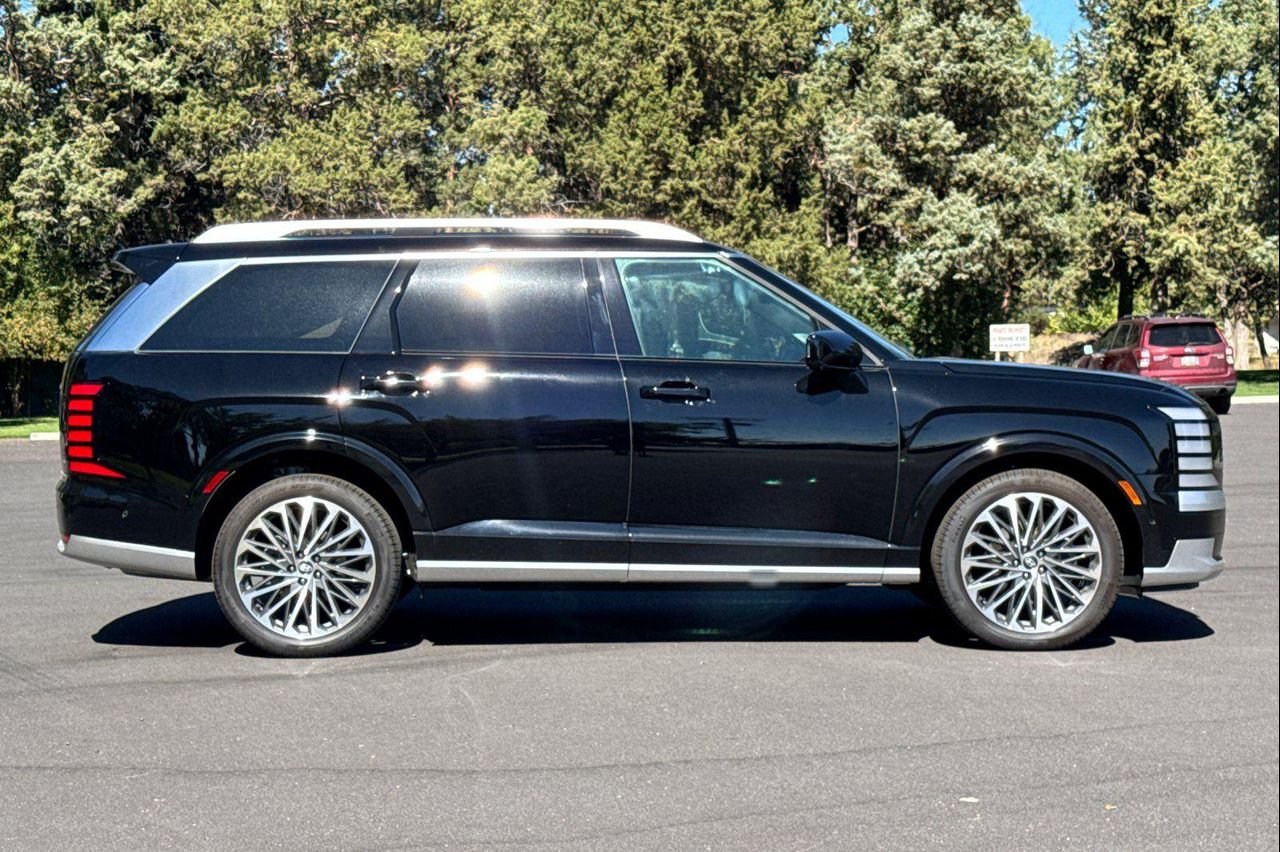 2026 Hyundai Palisade Calligraphy - Photo 3