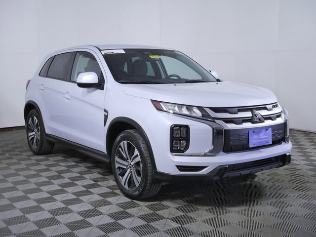 2025 Mitsubishi Outlander Sport 2.0 ES AWC CVT's photo