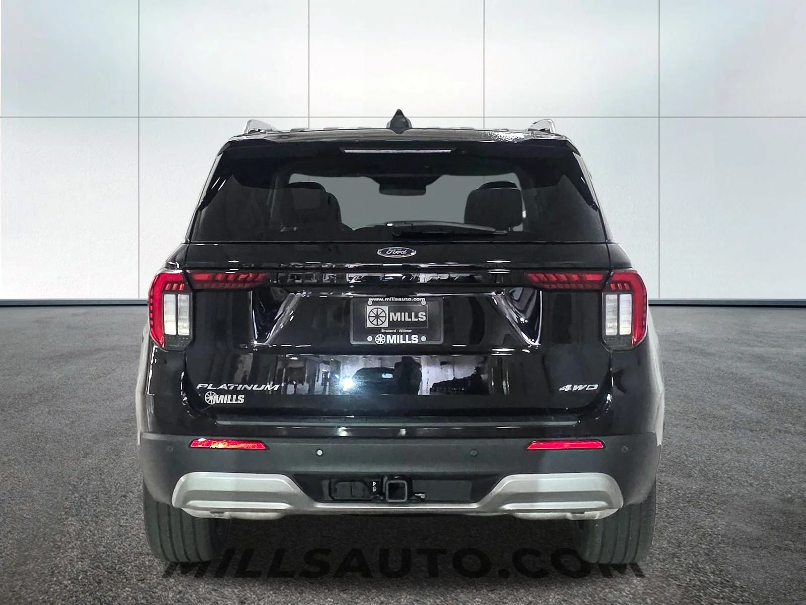 New 2026 Agate Black Metallic Ford Platinum™ image 6