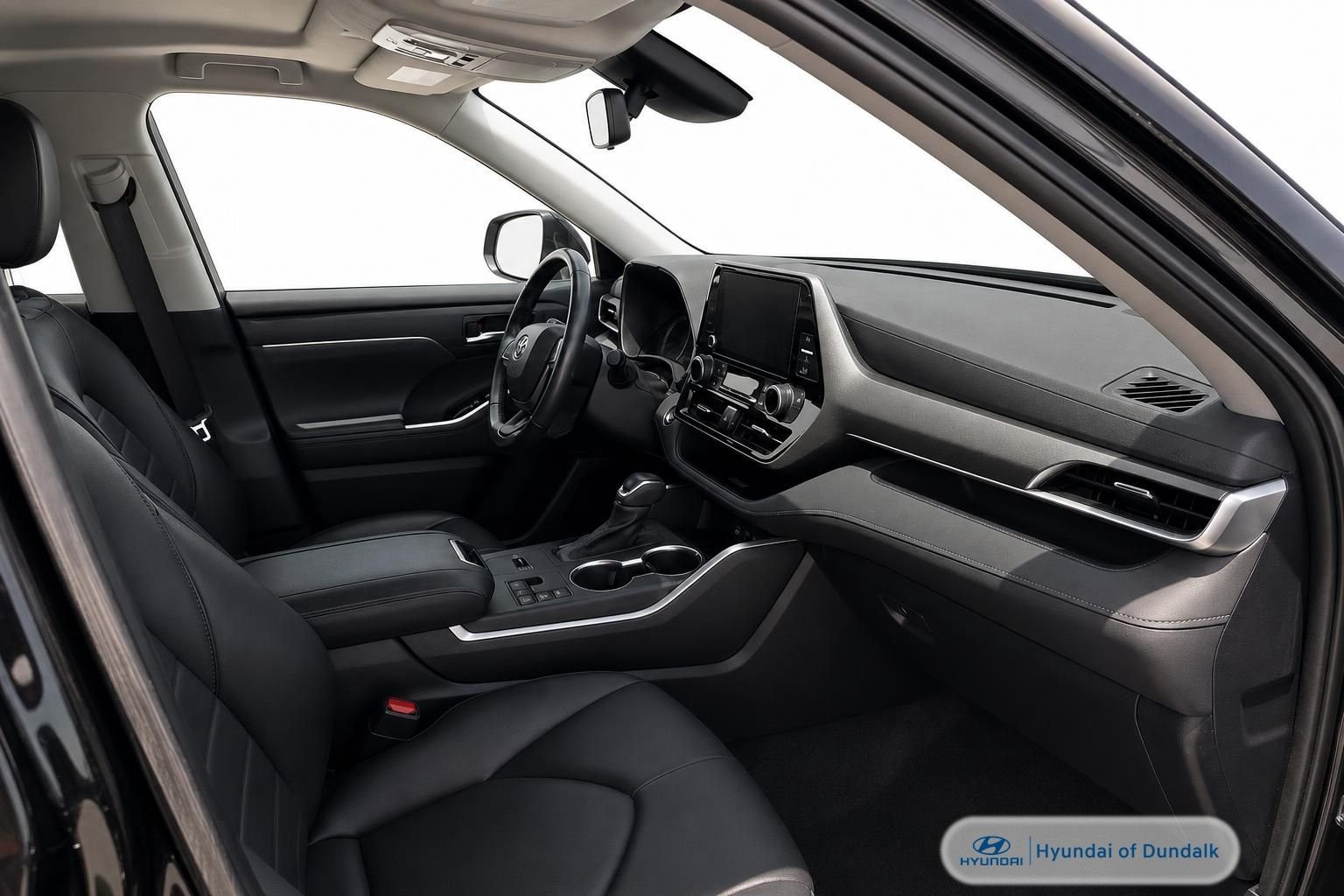 Used 2023 Black Toyota XLE image 11