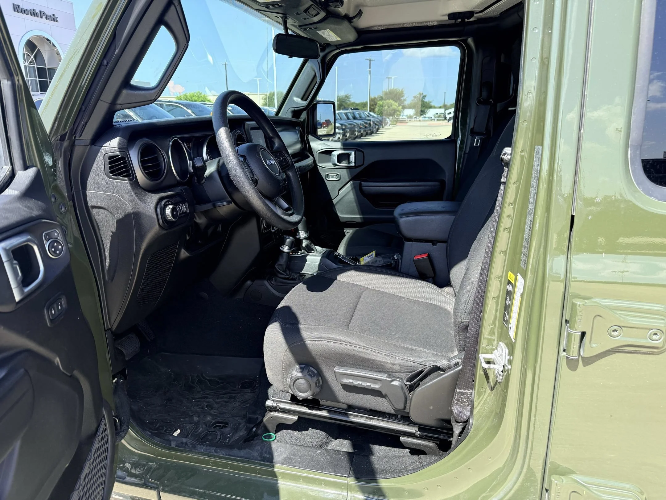 Used 2022 Green Jeep Unlimited Willys image 8